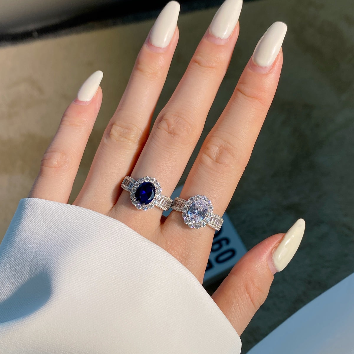 Angela Jewelry]1.5 Carat Dazzling Charming Oval Cut Banquet Ring