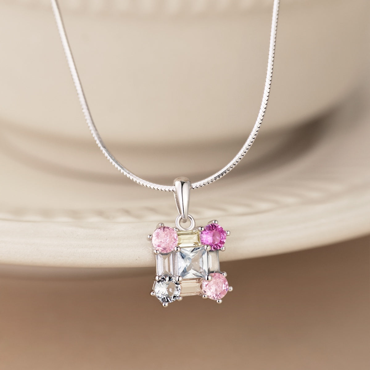 Angela Jewelry]Gorgeous Multi Colorful Necklace