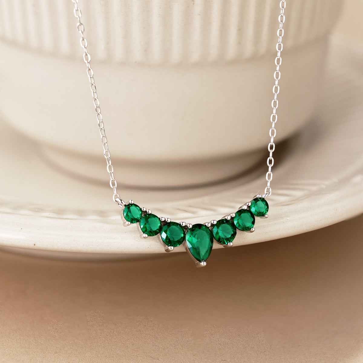 Angela Jewelry]Dainty Colorful Heart Necklace