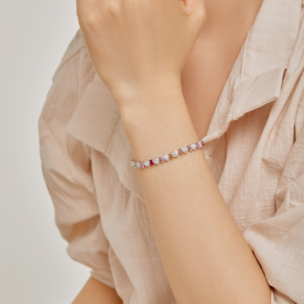 Angela Jewelry]Radiant Colorful Round Shape Daily Bracelet