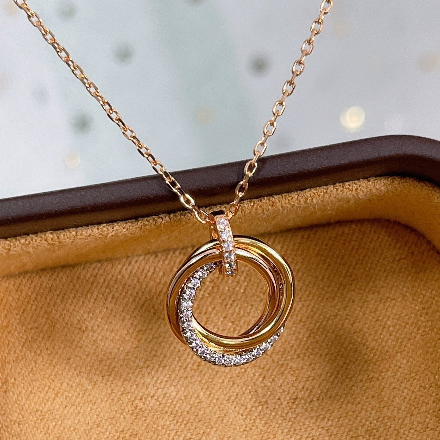 [Angela Jewellery]TRINITY NECKLACE SILVER GOLD PINK GOLD DIAMONDS