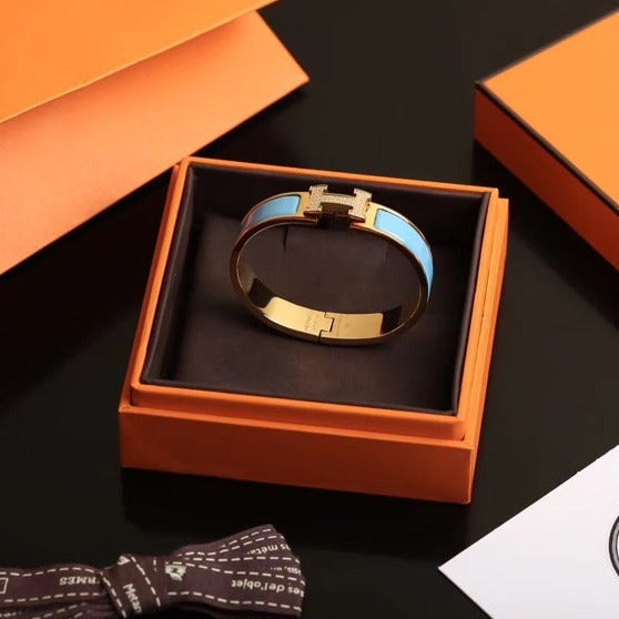 [Angela Jewellery]H CLOUD BLUE BRACELET GOLD DIAMOND