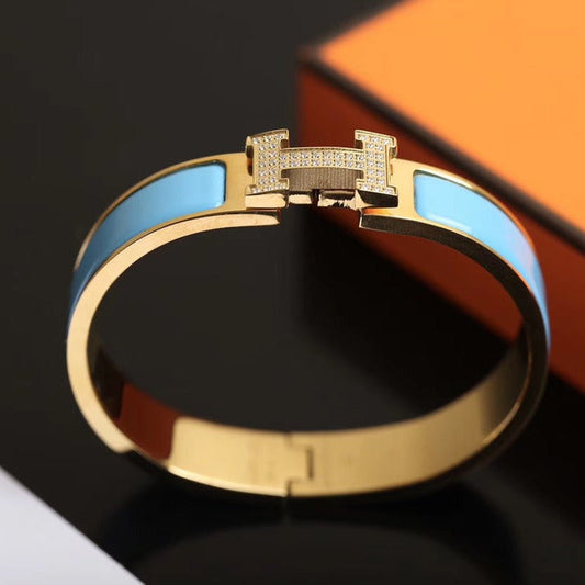 [Angela Jewellery]H CLOUD BLUE BRACELET GOLD DIAMOND