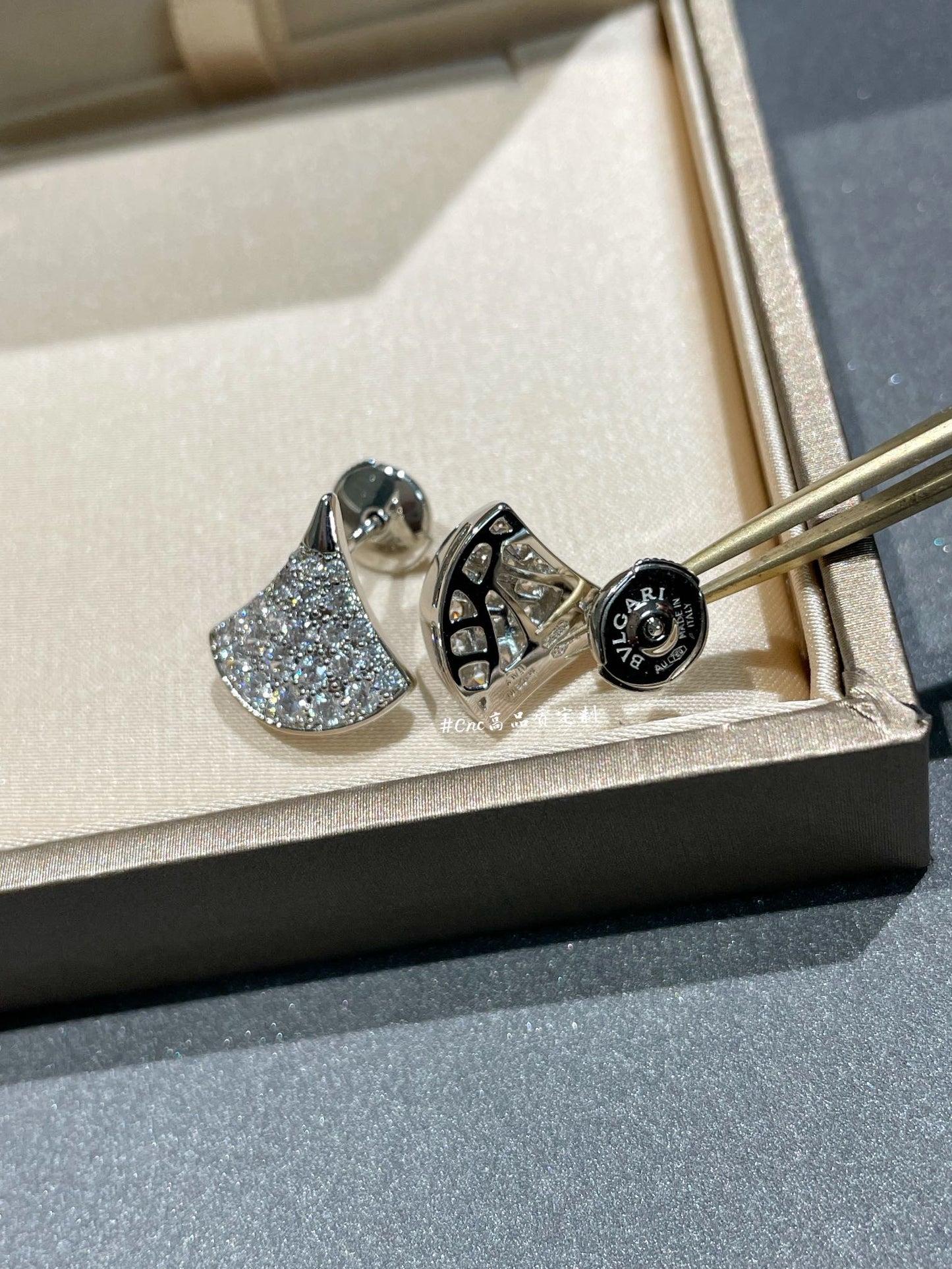 [Angela Jewellery]DREAM STUD EARRINGS DIAMOND