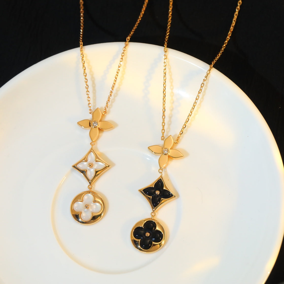 [Angela Jewellery]STAR AND SUN ONYX PINK GOLD NECKLACE