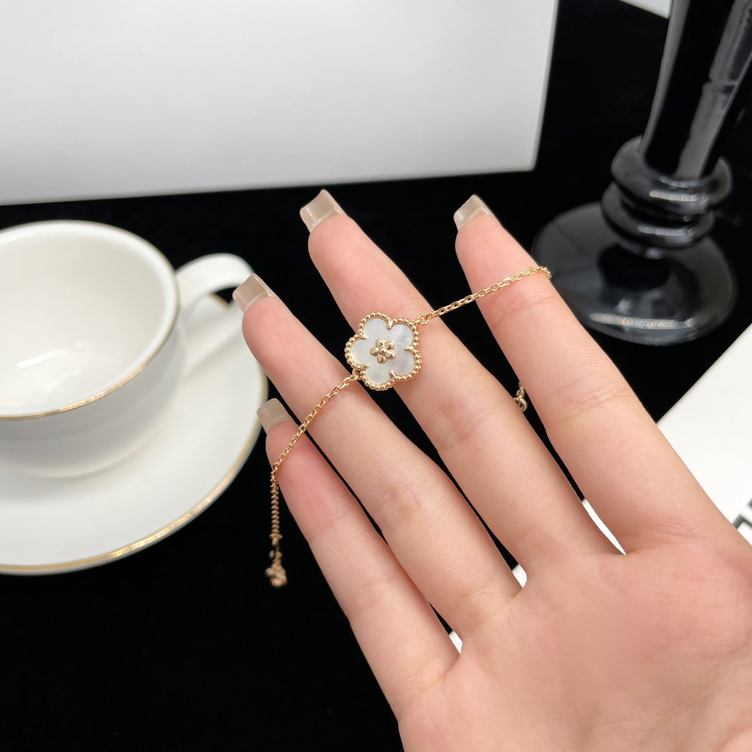 [Angela Jewellery]LUCKY SPRING ROSE GOLD MOP BRACELET