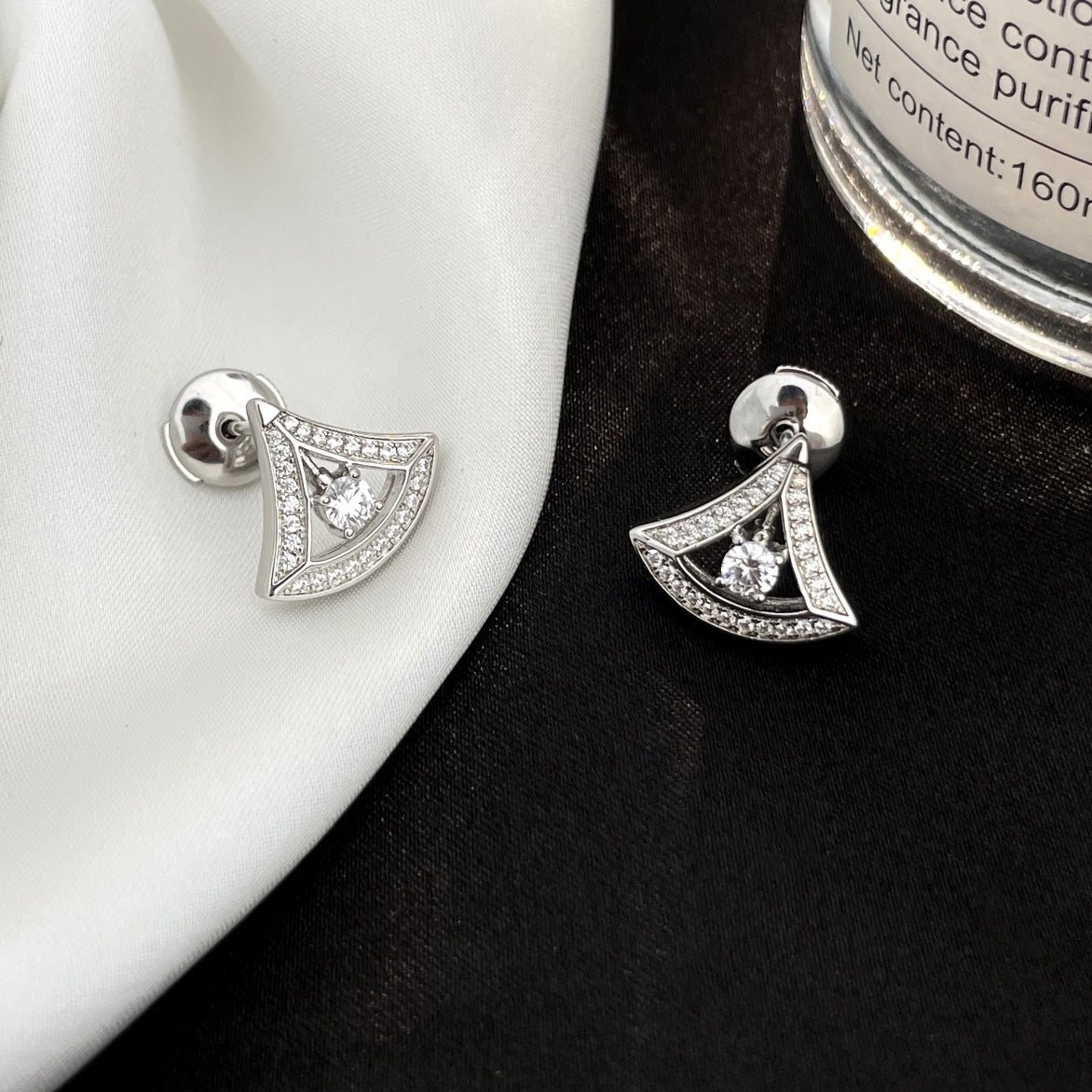 [Angela Jewellery]DREAM MINI DIAMOND STUD EARRINGS