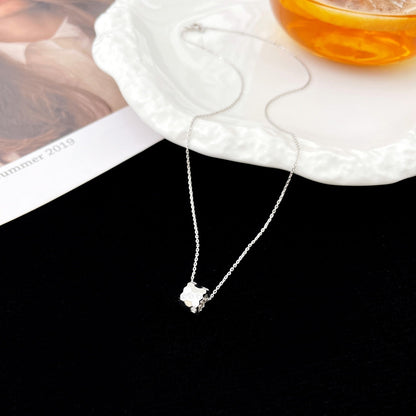 [Angela Jewellery]BEE MINI PEDANT DIAMOND NECKLACE