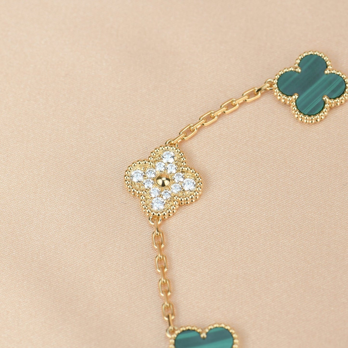 [Angela Jewellery]CLOVER  5 MOTIF MALACHITE DIAMOND BRACELET