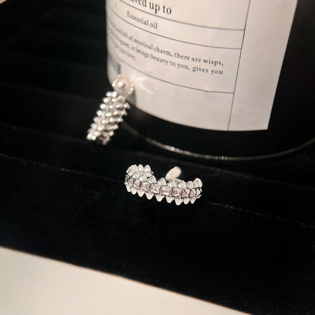 [Angela Jewellery]CLASH SMALL HOOP EARRINGS