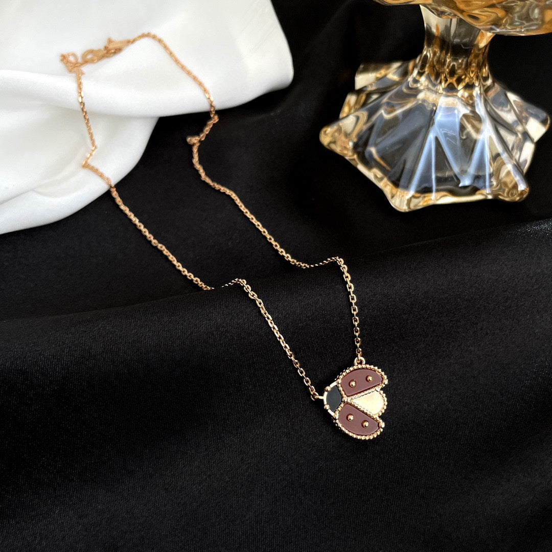 [Angela Jewellery]LUCKY  CARNELIANS LADYBUG NECKLACE