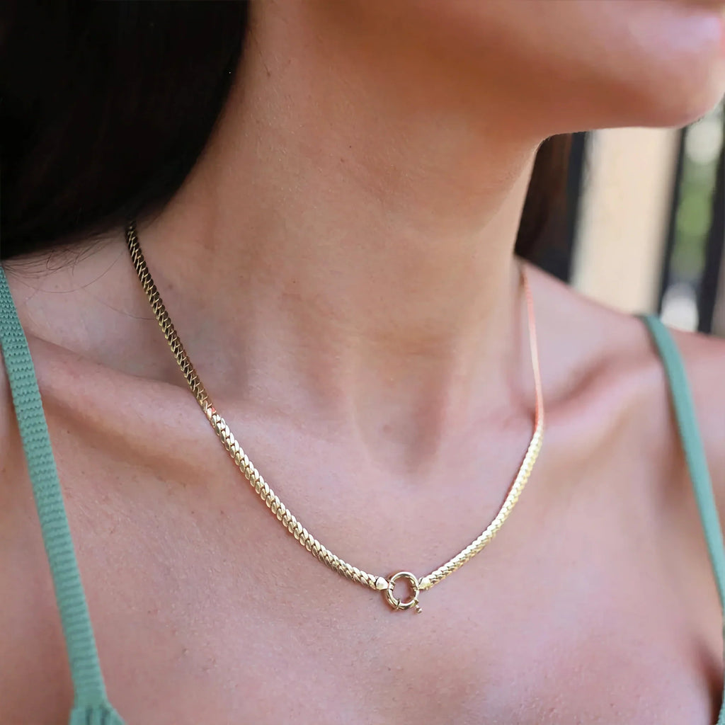 Gardenia Gold Herringbone Pendant