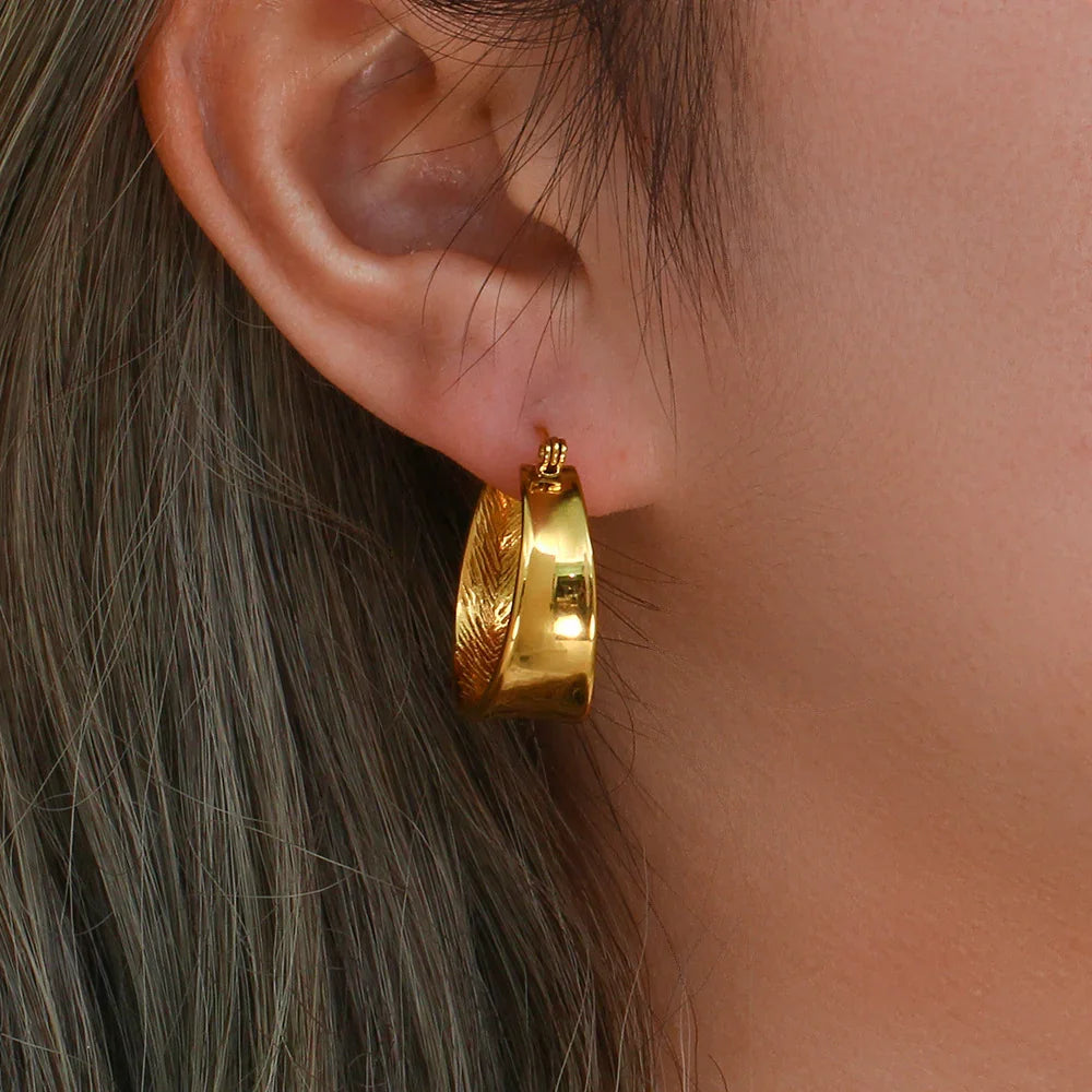 Lyla Hoop Earrings