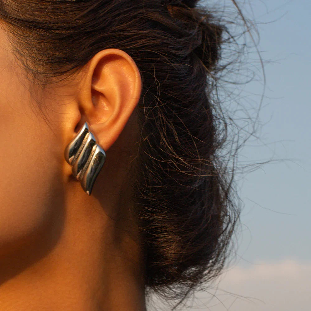 Vera Gold Earrings