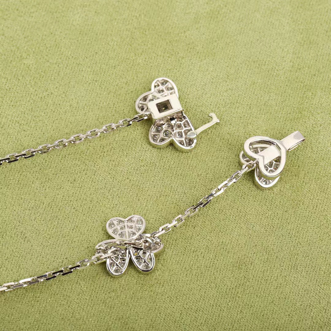 [Angela Jewellery]FRIVOLE SILVER 9 FLOWERS NECKLACE