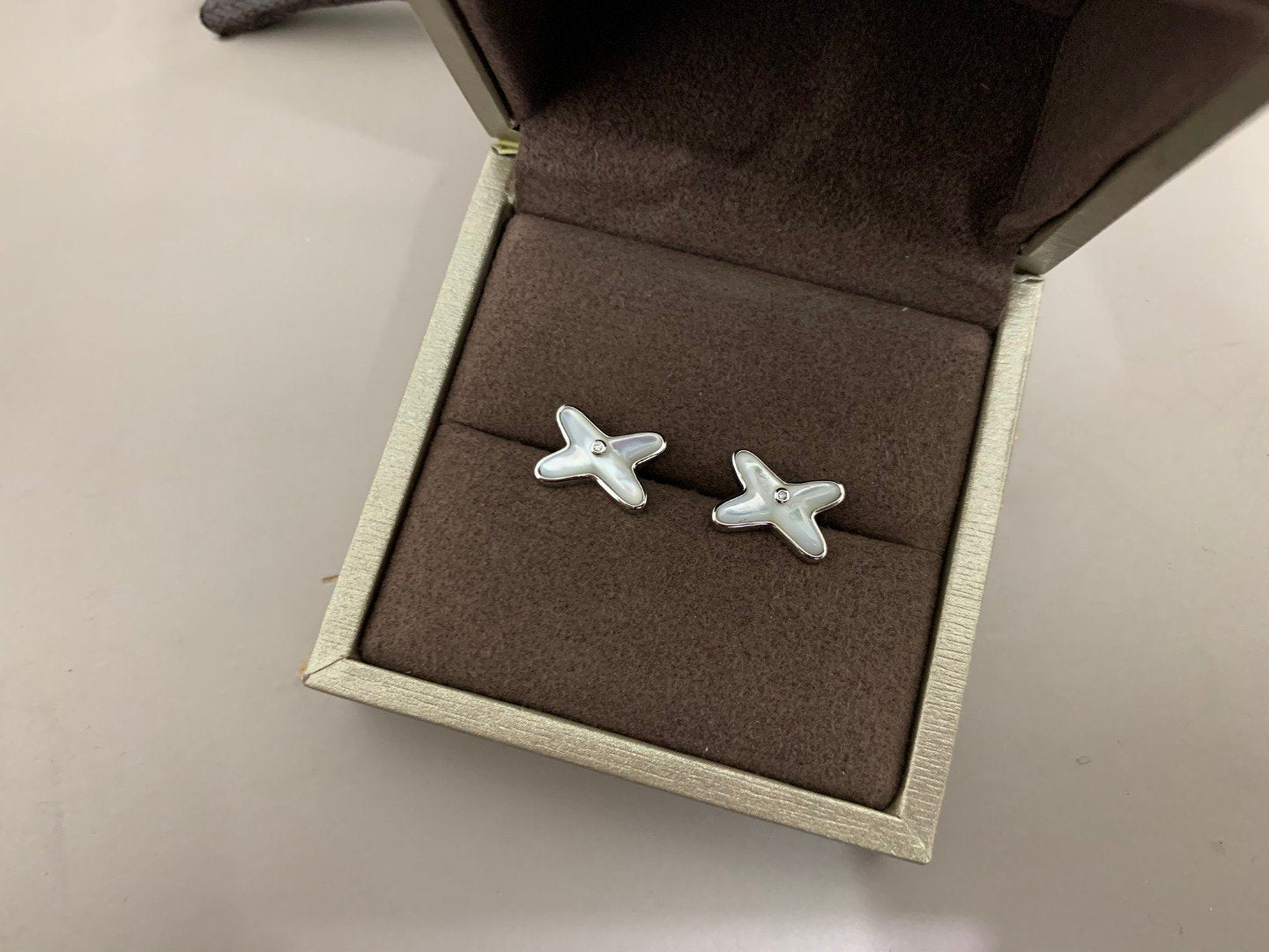 [Angela Jewellery]JEUX DE WHITE MOP SILVER DIAMOND EARRINGS