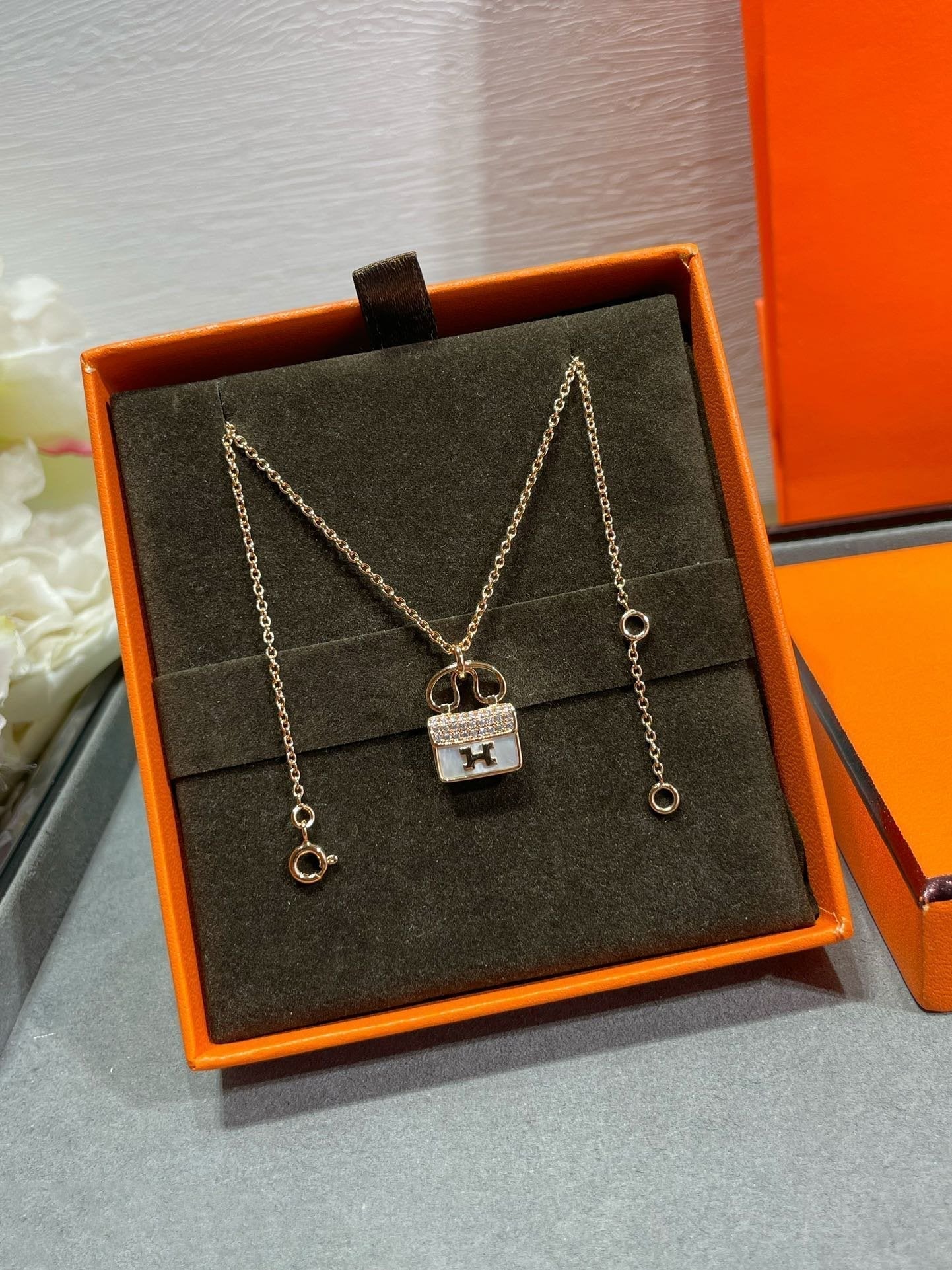 [Angela Jewellery]H CIRCE MOISSANITE PENDANT NECKLACE GOLD
