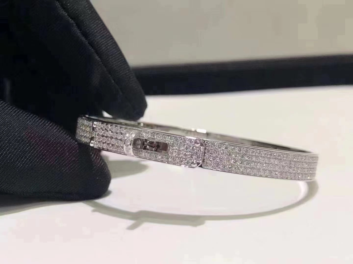 [Angela Jewellery]HM KELLY BRACELET IN SILVER AND FULL PAVE DIAMOND