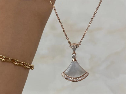 [Angela Jewellery]DREAM NECKLACE MOP PINK GOLD DIAMOND