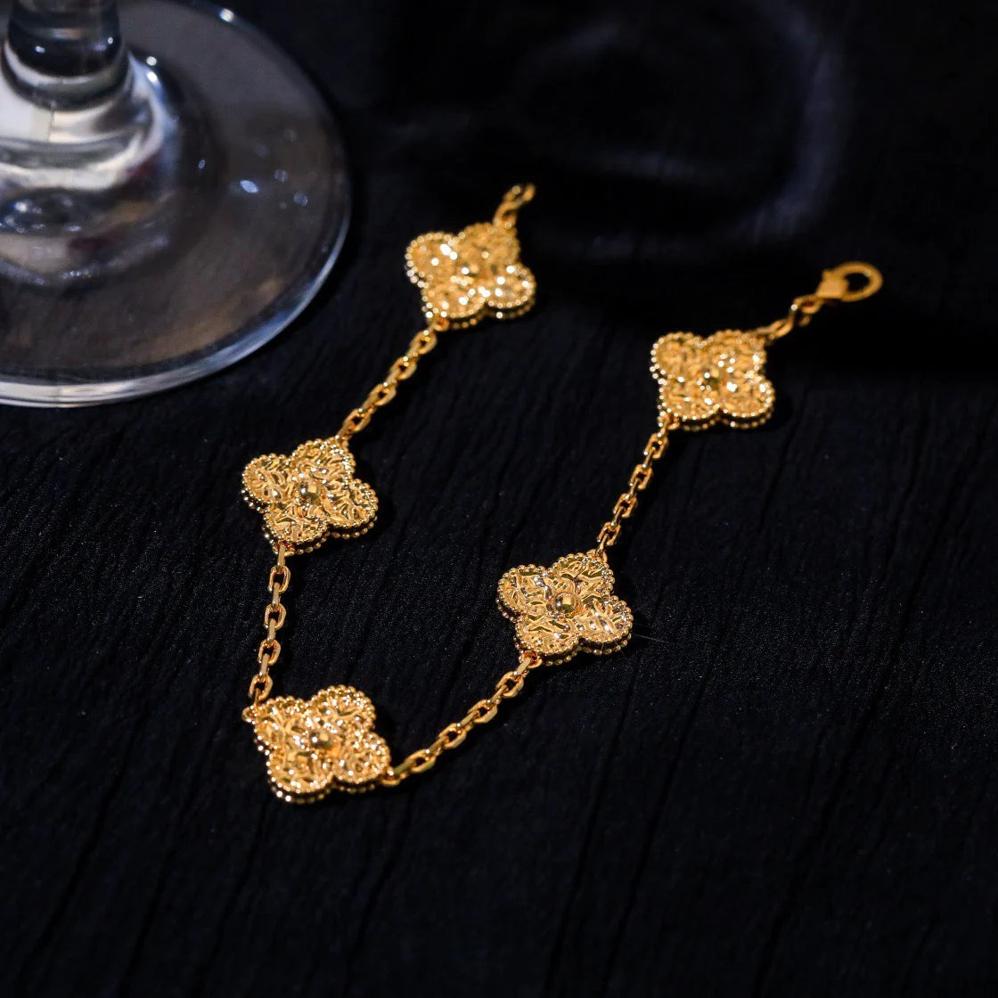 [Angela Jewellery]CLOVER 5 MOTIFS BRONZING BRACELET