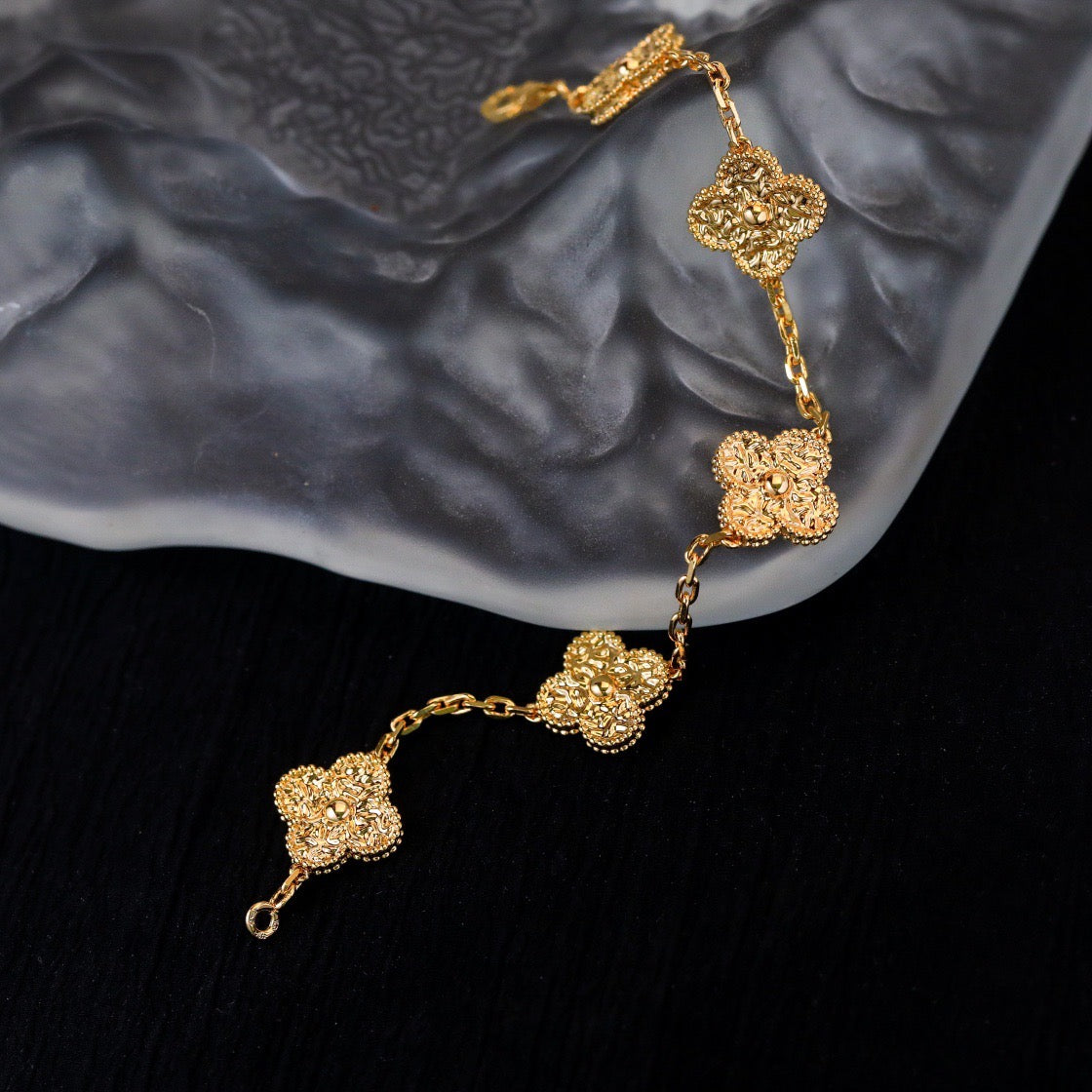 [Angela Jewellery]CLOVER 5 MOTIFS BRONZING BRACELET