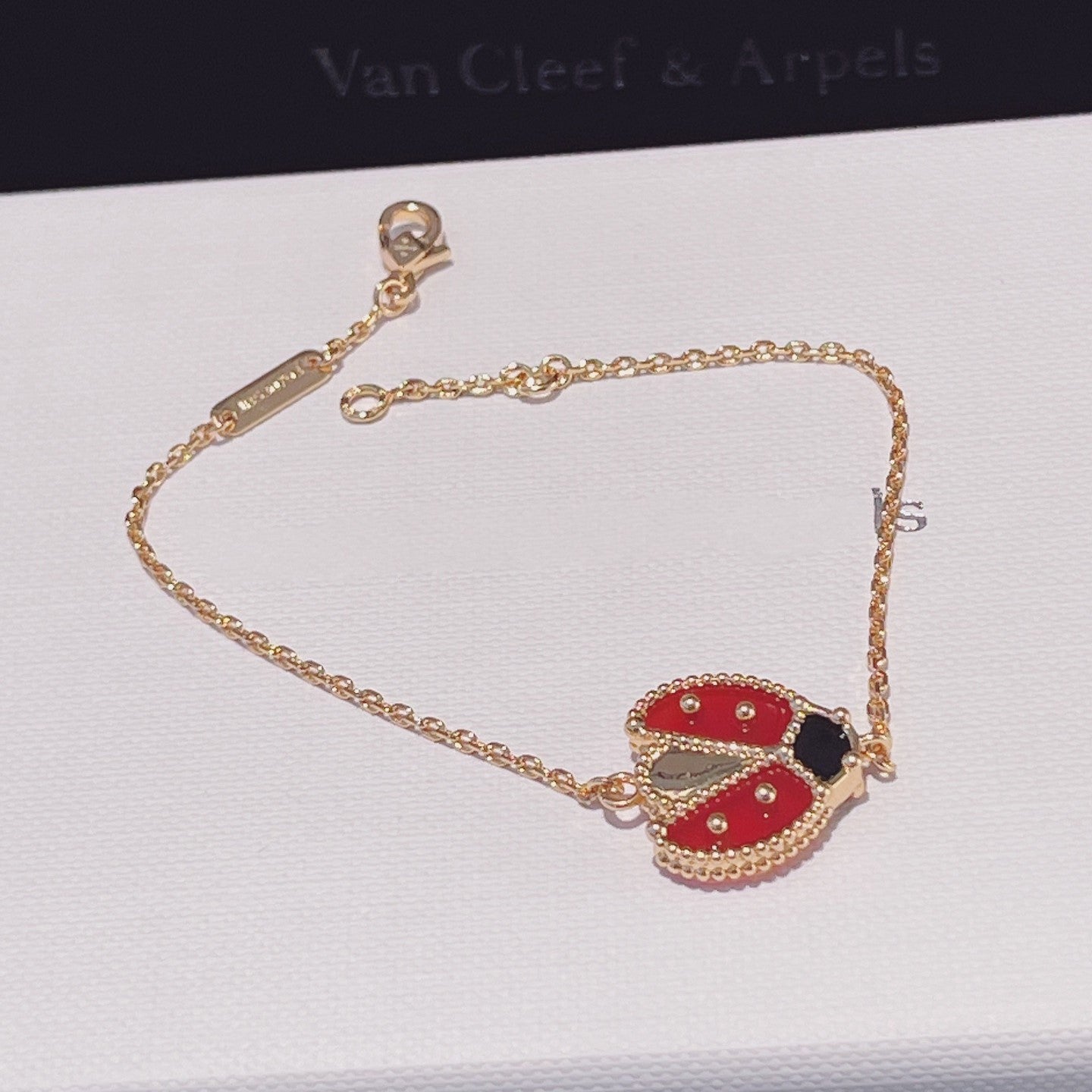 [Angela Jewellery]LUCKY SPRING 1 MOTIF PINK GOLD BRACELET